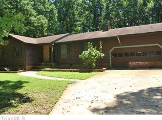 4770 Melvina Rd, Greensboro, NC 27406