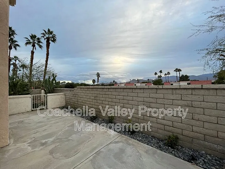 41682 Aventine Ct — Photo 14