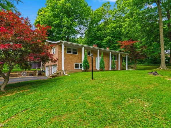 16415 Meadowville St SE, Minerva, OH 44657