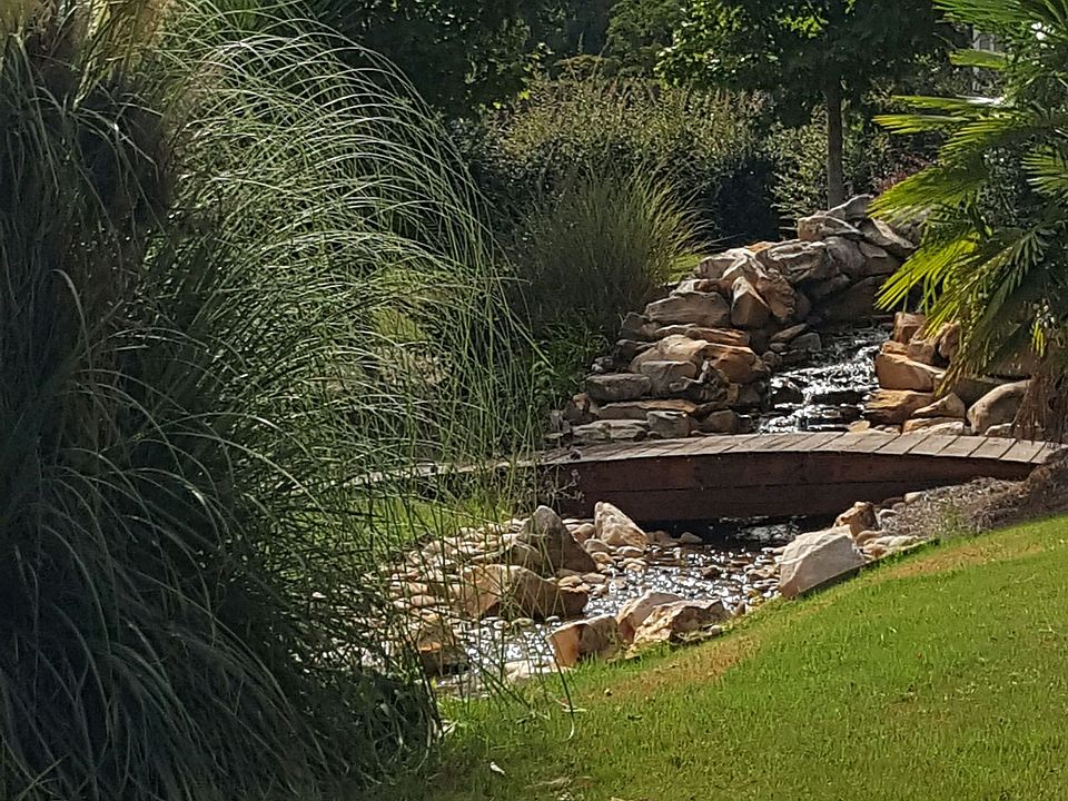 1st image of 1058 Vineyard Dr SE