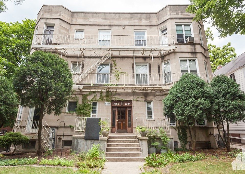 1st image of 4023 N Greenview Ave #10G