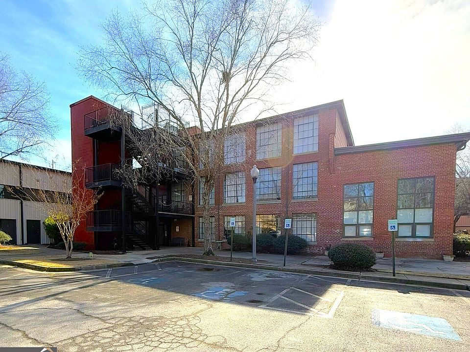 1st image of 301 Bradley St APT A306