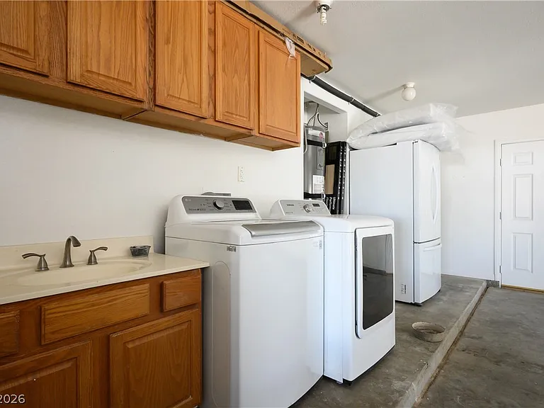 6990 W Richmar Ave — Photo 35