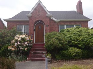 8035 23rd Ave NW, Seattle, WA 98117