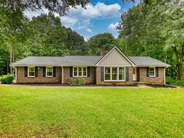 150 Newton Ridge Dr, Covington, GA 30014