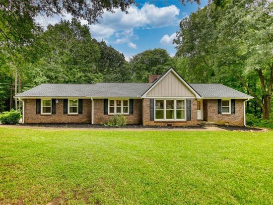 150 Newton Ridge Dr, Covington, GA 30014