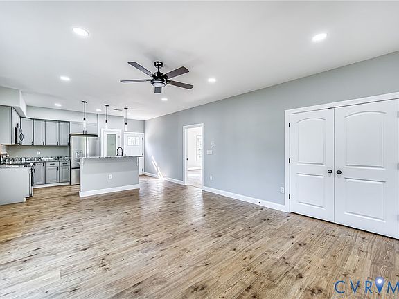 5th image of 926 Wilcox St