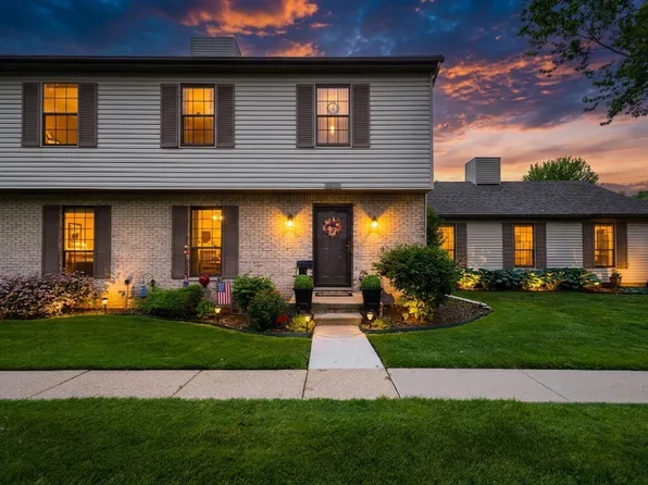 35182 N Bay Cir, Harrison Township, MI 48045