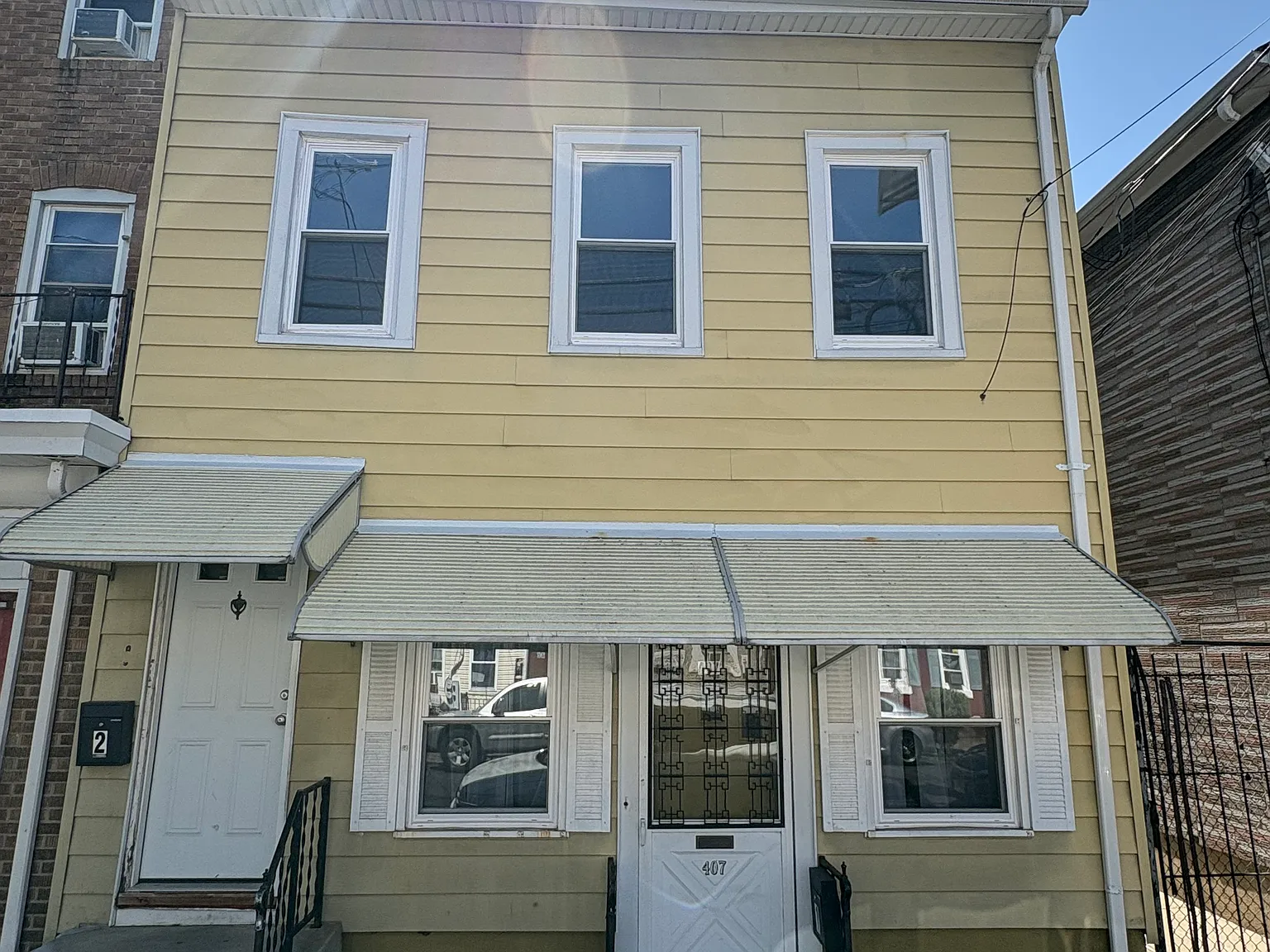 3 bed, 1.5 bath, $2,200 — Photo 1