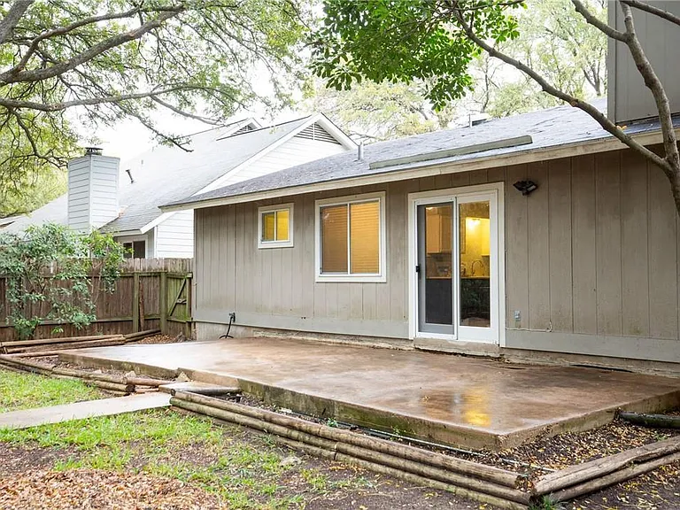 9708 Moorberry St — Photo 24