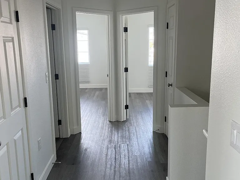 8021 W Vegas Dr — Photo 4