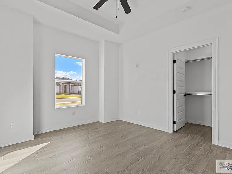 111 Hope Dr — Photo 11