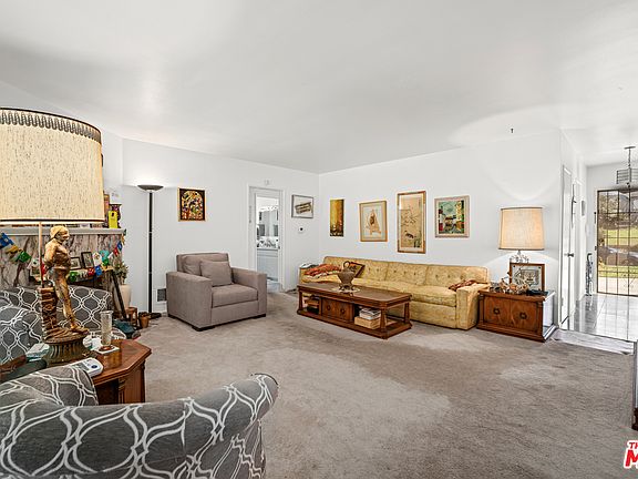 3rd image of 3617 Corinth Ave