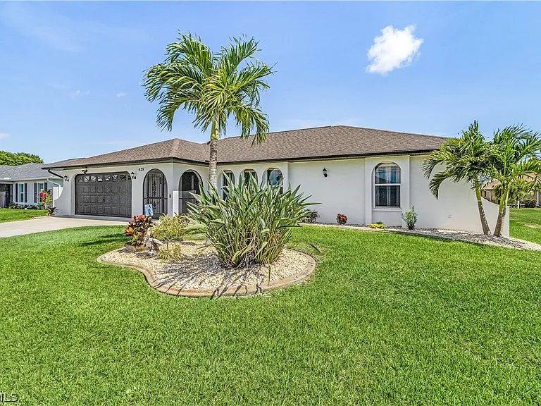 428 SW 37th St — Photo 4