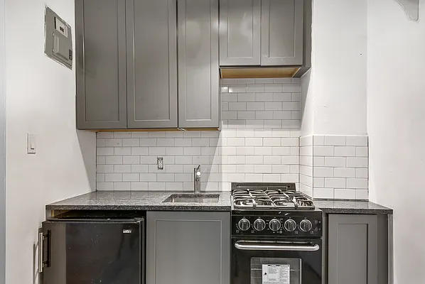 Rented by Compass | media 6