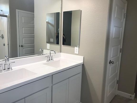 4th image of 44182 W Palo Ceniza Way
