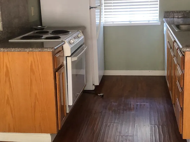 1801 Panda Way — Photo 2