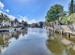 24 Royal Palm Way APT 2, Boca Raton, FL 33432