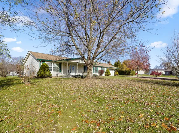 8980 Watkins Ln, Clayton, IN 46118