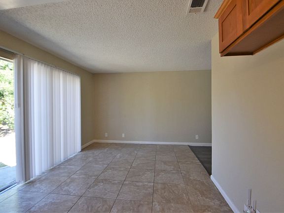 4th image of 106 De Paul Dr