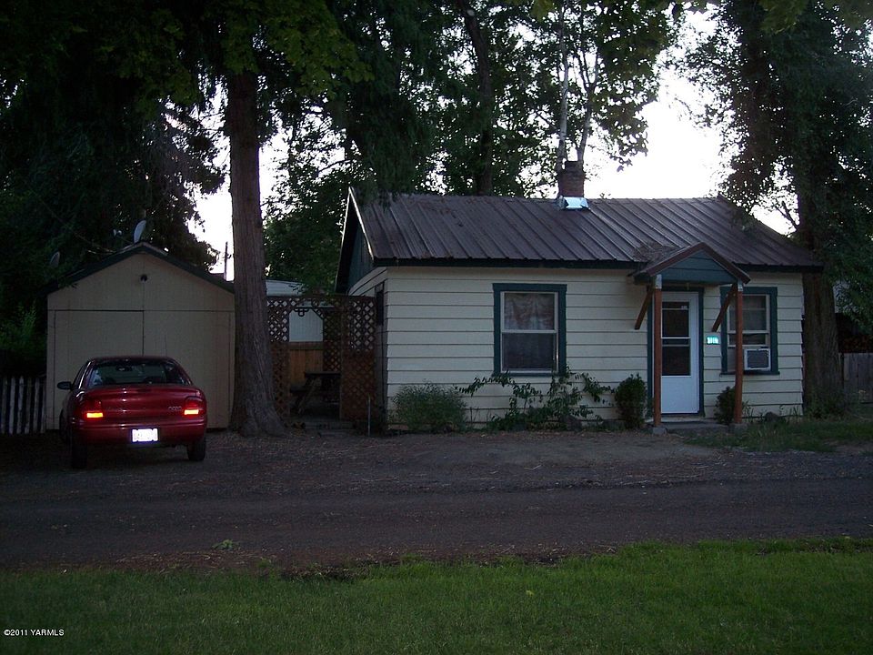 1st image of 311&3115 Naches Ave