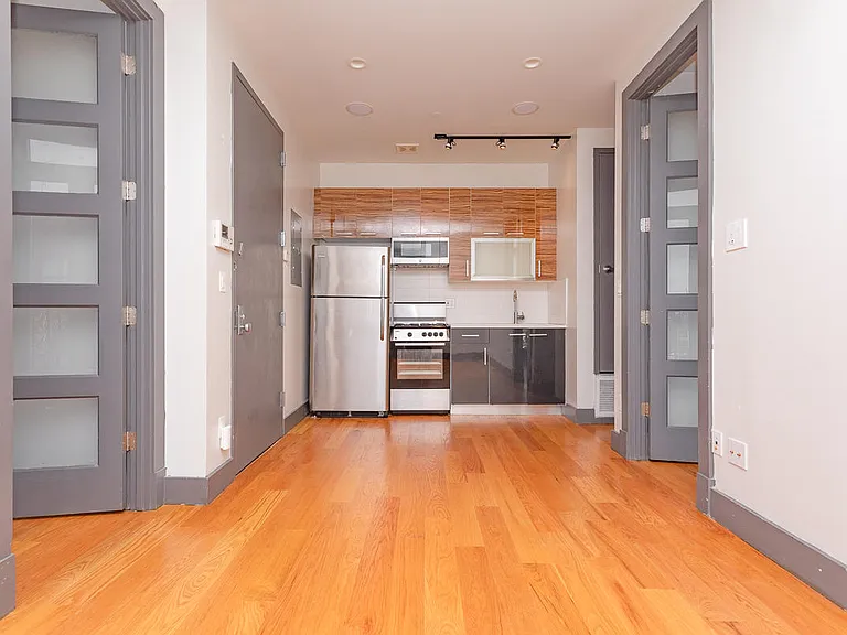 1303 Greene Ave #4C — Photo 2