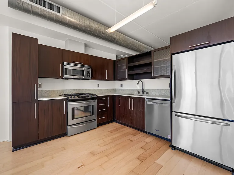 1100 S Hope St #1410 — Photo 30
