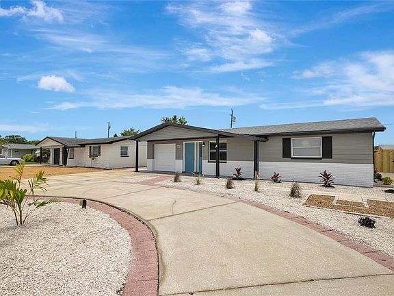3rd image of 4031 Chesswood Dr
