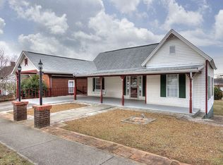 410 W 1st Ave, Lenoir City, TN 37771
