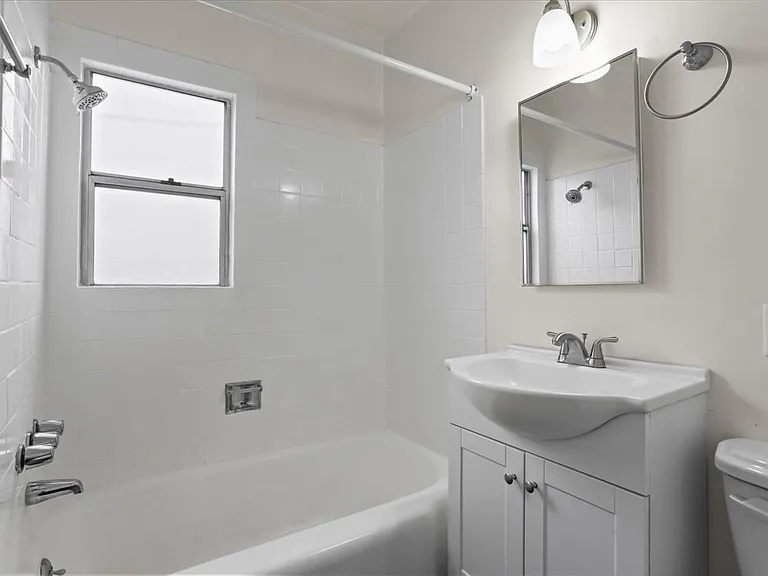 4069 Venice Blvd #5 — Photo 12