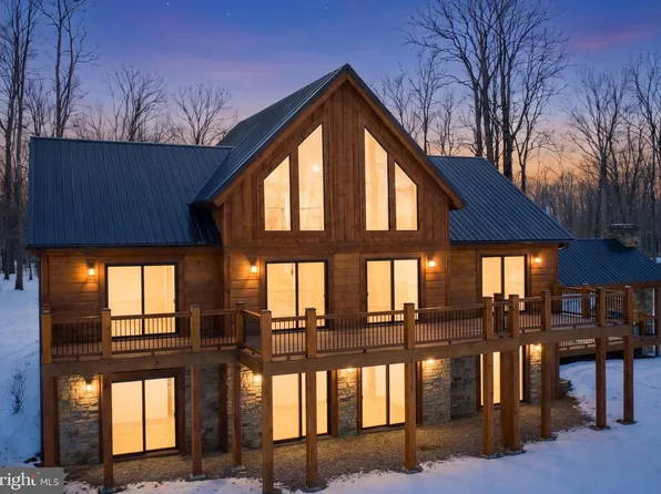 52 Dam View Dr, Oakland, MD 21550