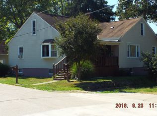 203 Williams Ave, Bridgeport, WV 26330