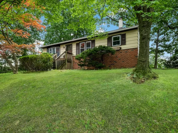 401 Church St, Willow Grove, PA 19090