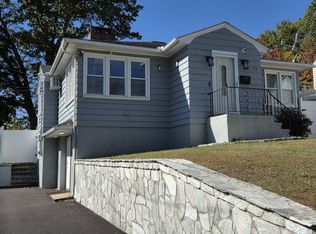 17 Capitol Ave, Waterbury, CT 06705