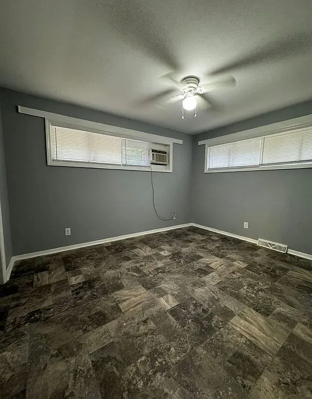 2 bed, 1.0 bath, 1000 sqft, $1,280 — Photo 4
