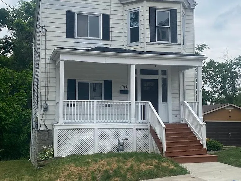1514 Rutherford Ave — Photo 1