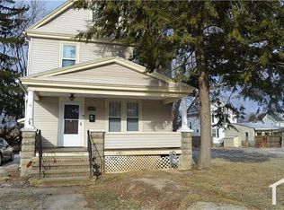 1109 West Ave, Elyria, OH 44035