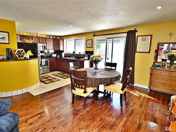 3rd image of 7824 76th Ave SW