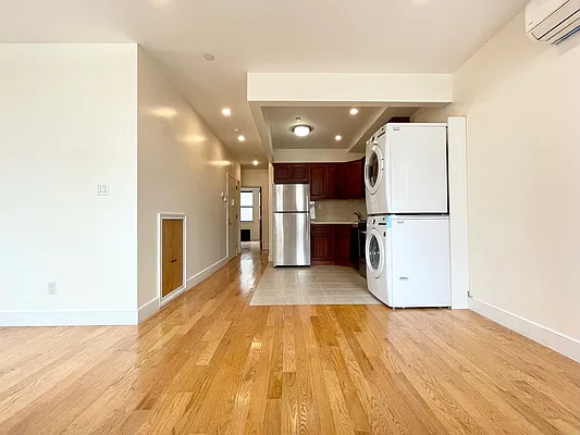 Rented by Garfield Realty  | media 3