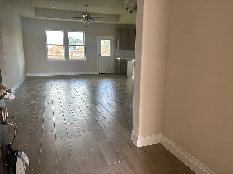 101 Growers Ave — Photo 7