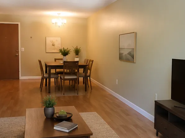 9 Strawberry Bank Rd, Nashua, NH