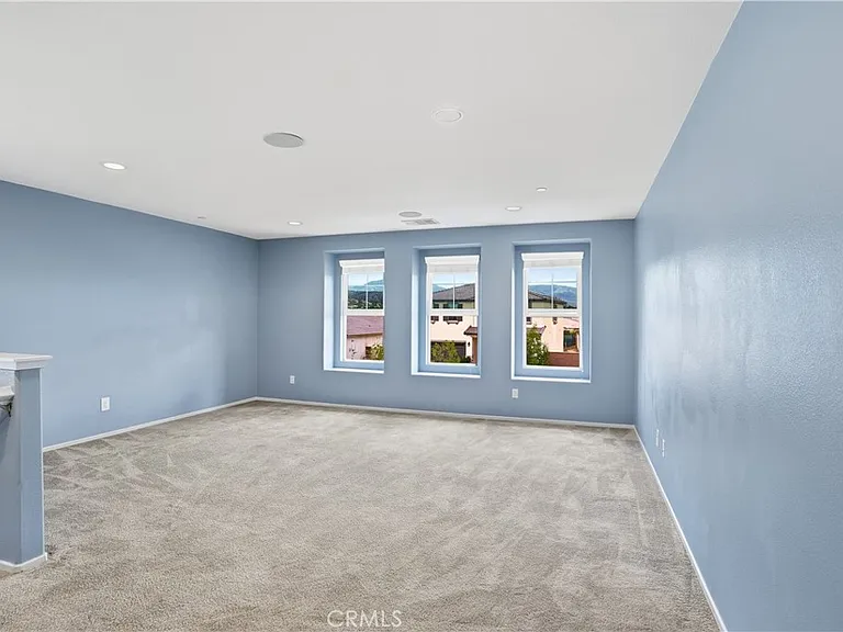 574 Feeder St — Photo 29