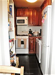 Rented by City Connections Realty