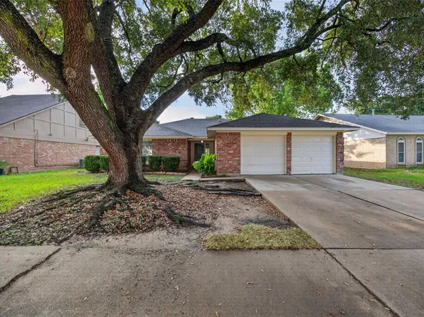 922 Comstock Springs Dr, Katy, TX 77450