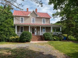 163 Pleasant View Rd, Staunton, VA 24401