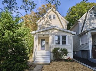 29 Dean St, Glen Rock, NJ 07452