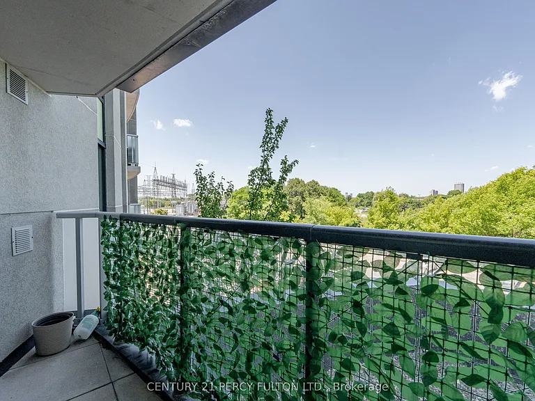 5740 Yonge St #205 — Photo 33