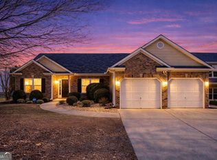 28 Lanier Xing, Hiram, GA 30141