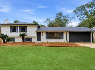 6534 Berryhill Rd, Milton, FL 32570