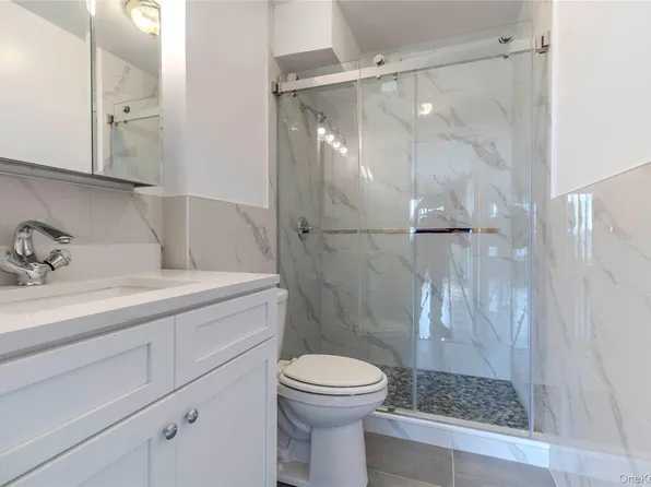 166-25 POWELLS COVE BOULEVARD UNIT 10G, Whitestone, NY 11357